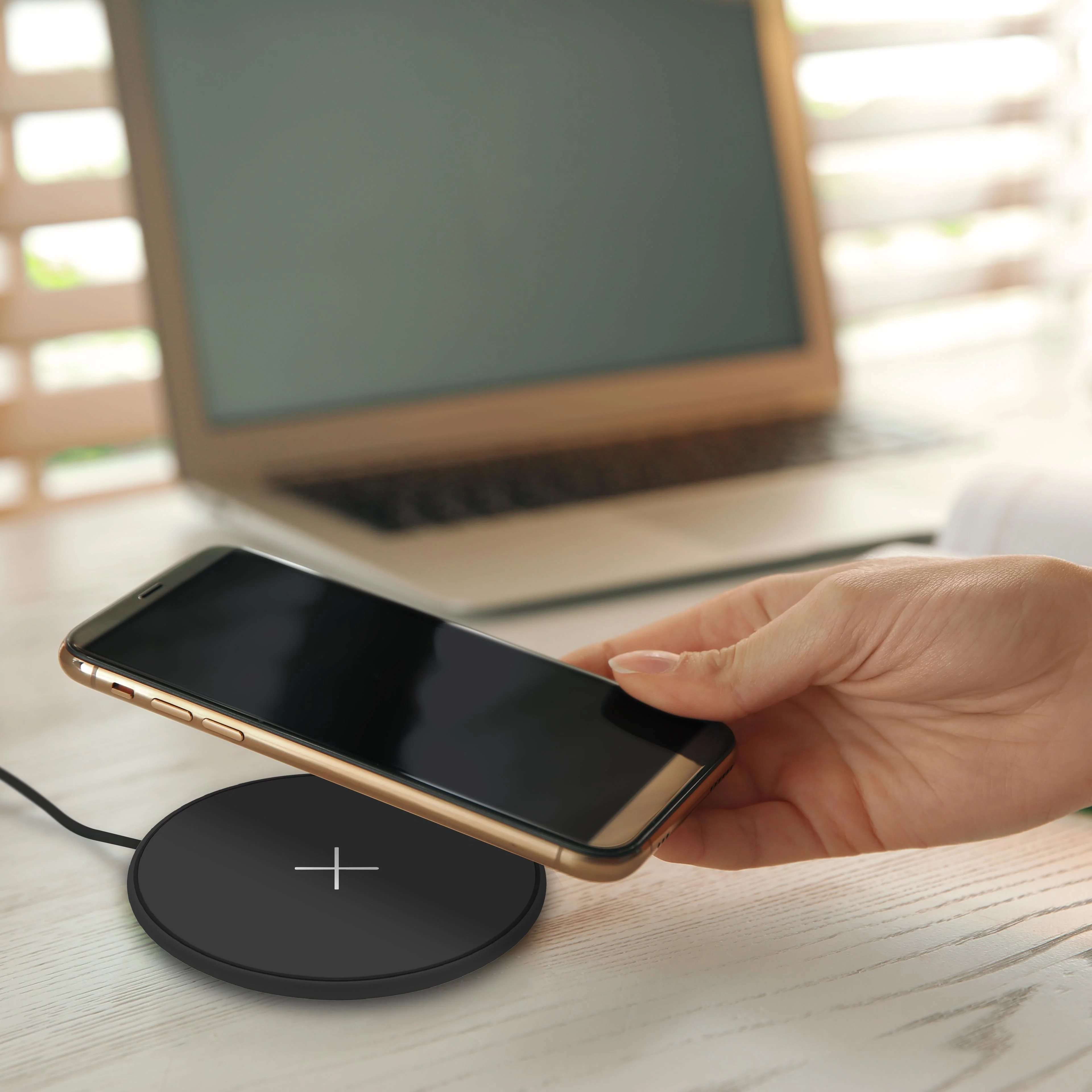 Juice 10W Wireless Charging Pad - Image 5
